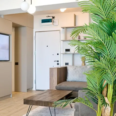 Scorpios - Infinity Pool & Apartment