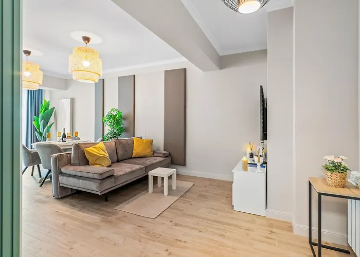 Scorpios - Infinity Pool & * Năvodari