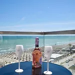 Scorpios In Infinity Pool & Appartement *