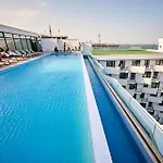 Scorpios In Infinity Pool &