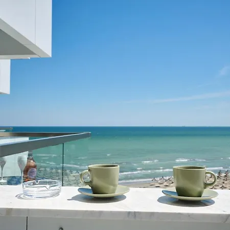 Scorpios - Infinity Pool & Năvodari