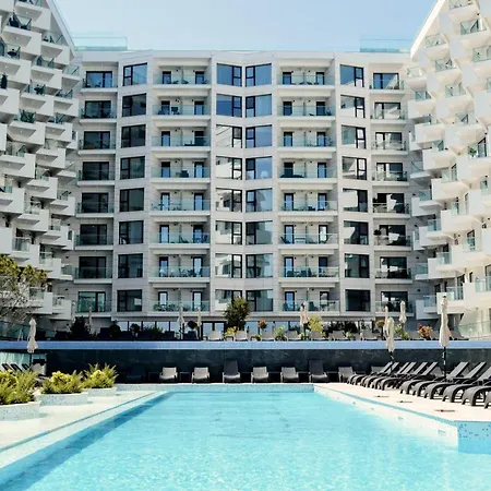 Apartment Scorpios - Infinity Pool & Spa Resort *