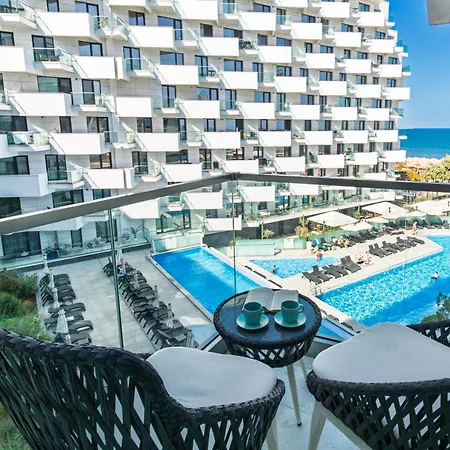 Namos In Infinity Pool & Spa Resort