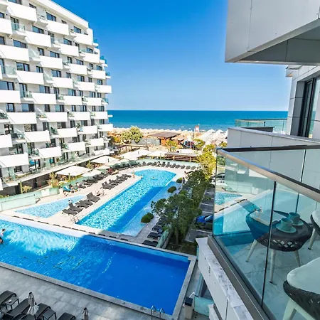 Scorpios - Infinity Pool &
