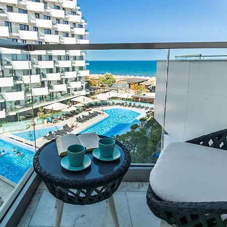 Scorpios - Infinity Pool & Appartement