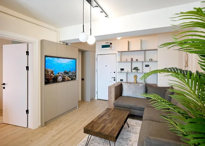 Scorpios - Infinity Pool & *